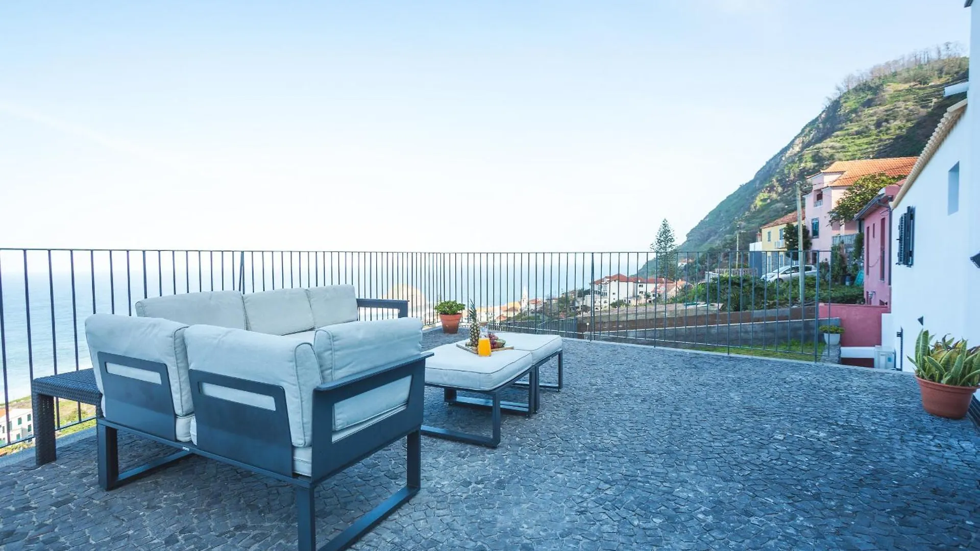 Casa Das Escaleiras By Atlantic Holiday Porto Moniz Villa